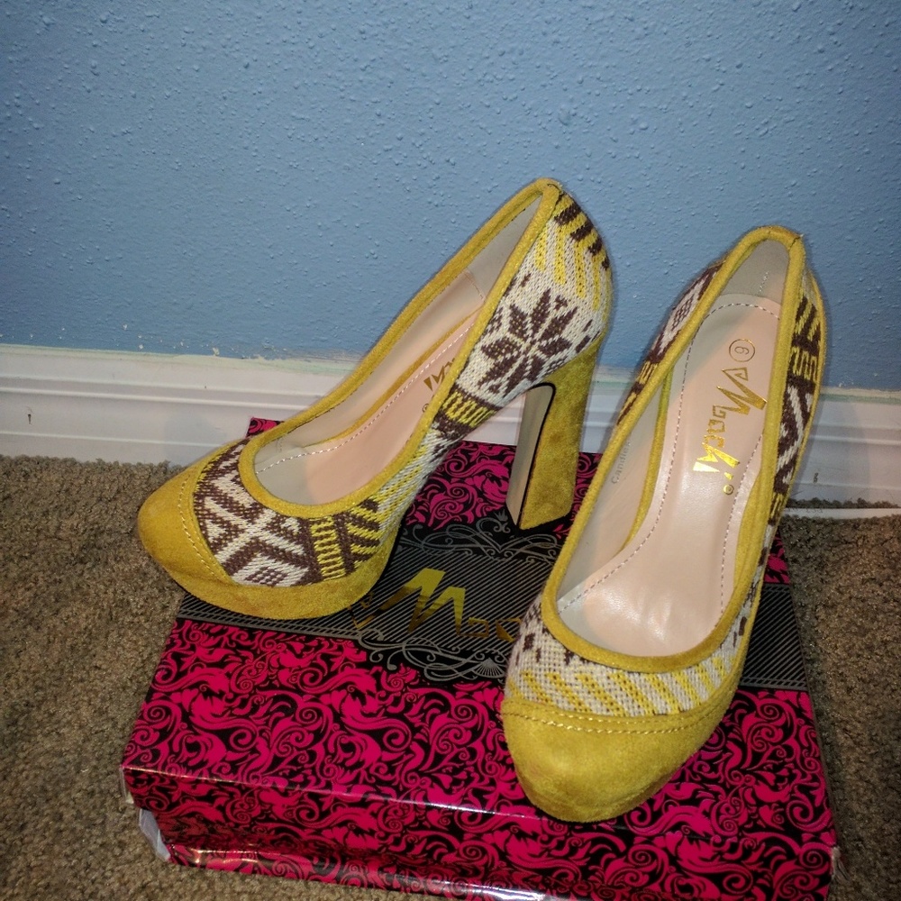 Mustard heels
